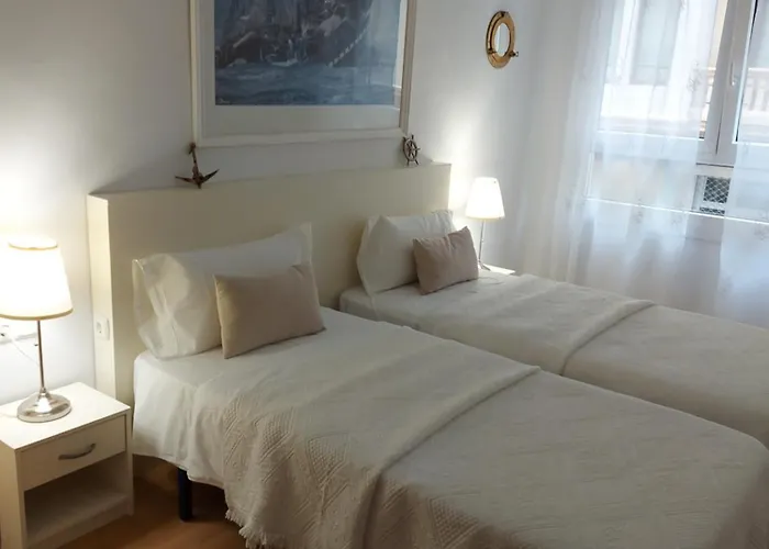 Διαμέρισμα Junto A La Playa De Gros Ess02373